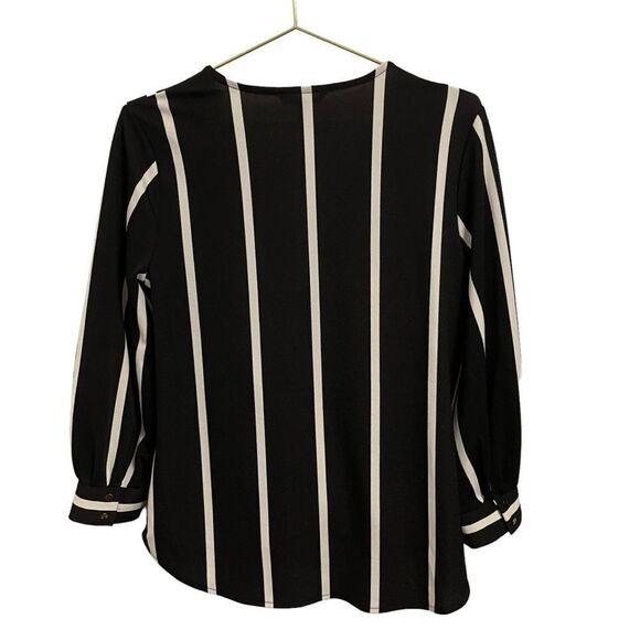 Banana Republic Navy White Wrap Crepe Blouse Size Small - Picture 6 of 8